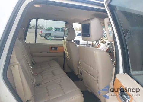 2008 Lincoln Navigator from USA, damaged, VIN 5LMFU275X8LJ02212